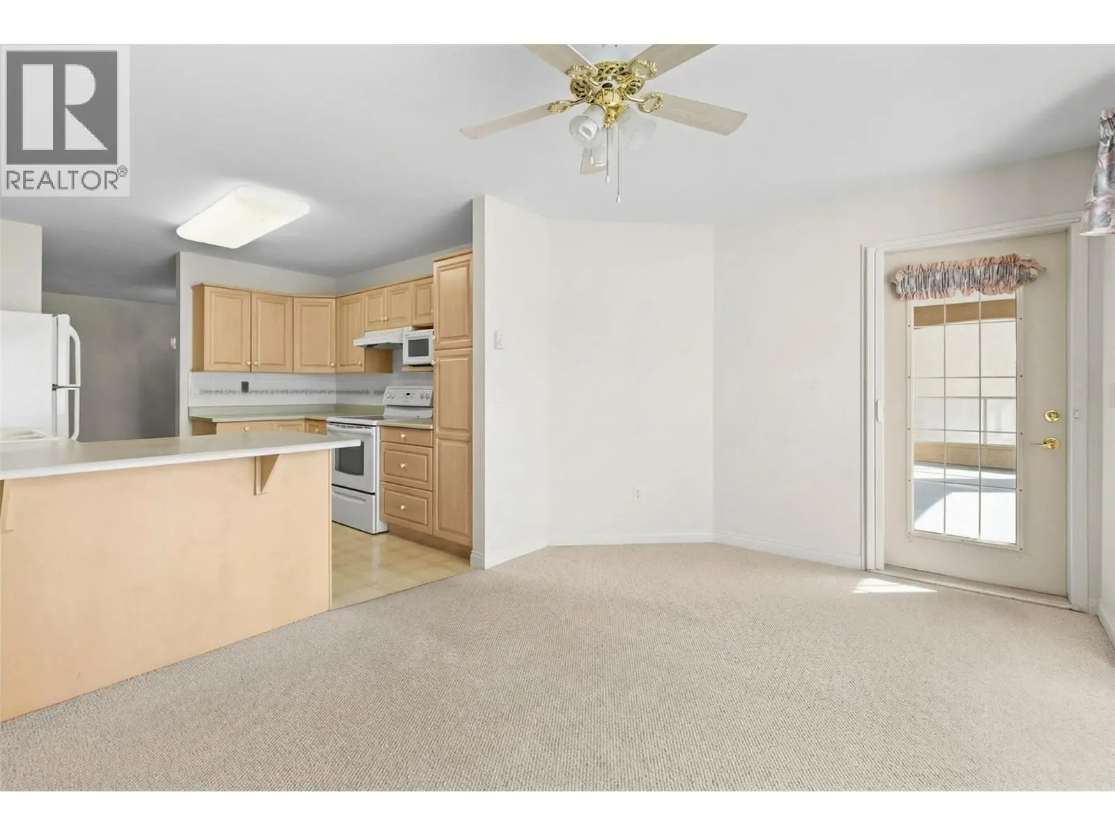 3890 Brown Road Unit# 202. West Kelowna, British Columbia