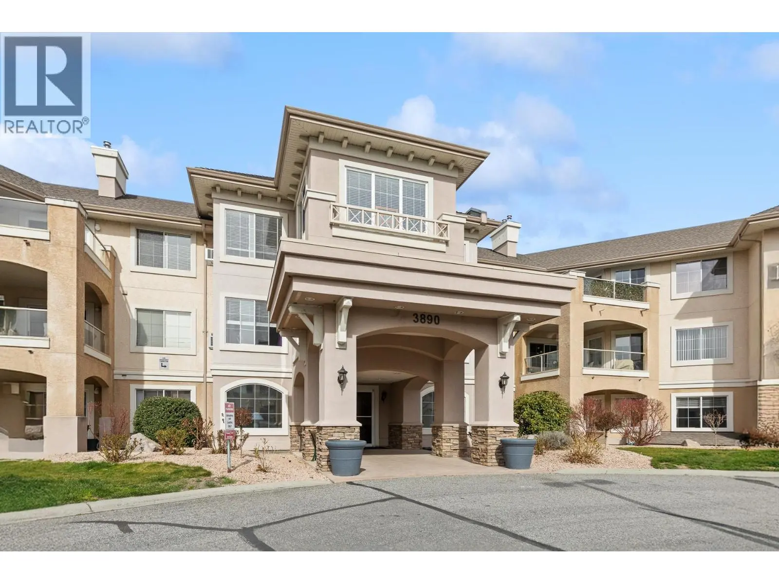 3890 Brown Road Unit# 202. West Kelowna, British Columbia
