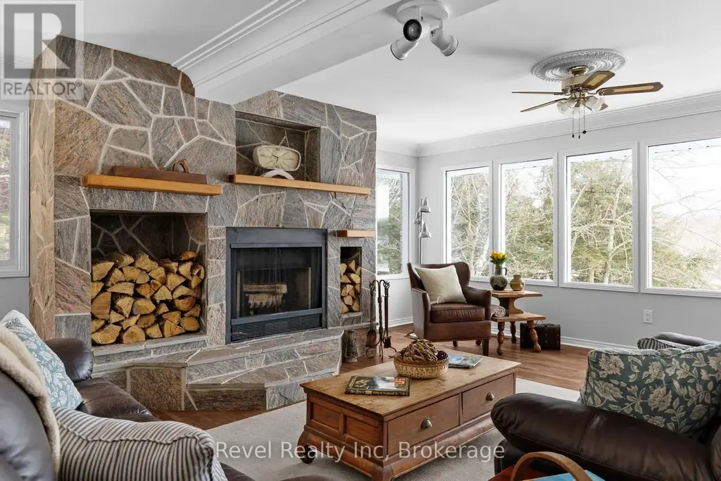 75 Silver Point Drive, Seguin