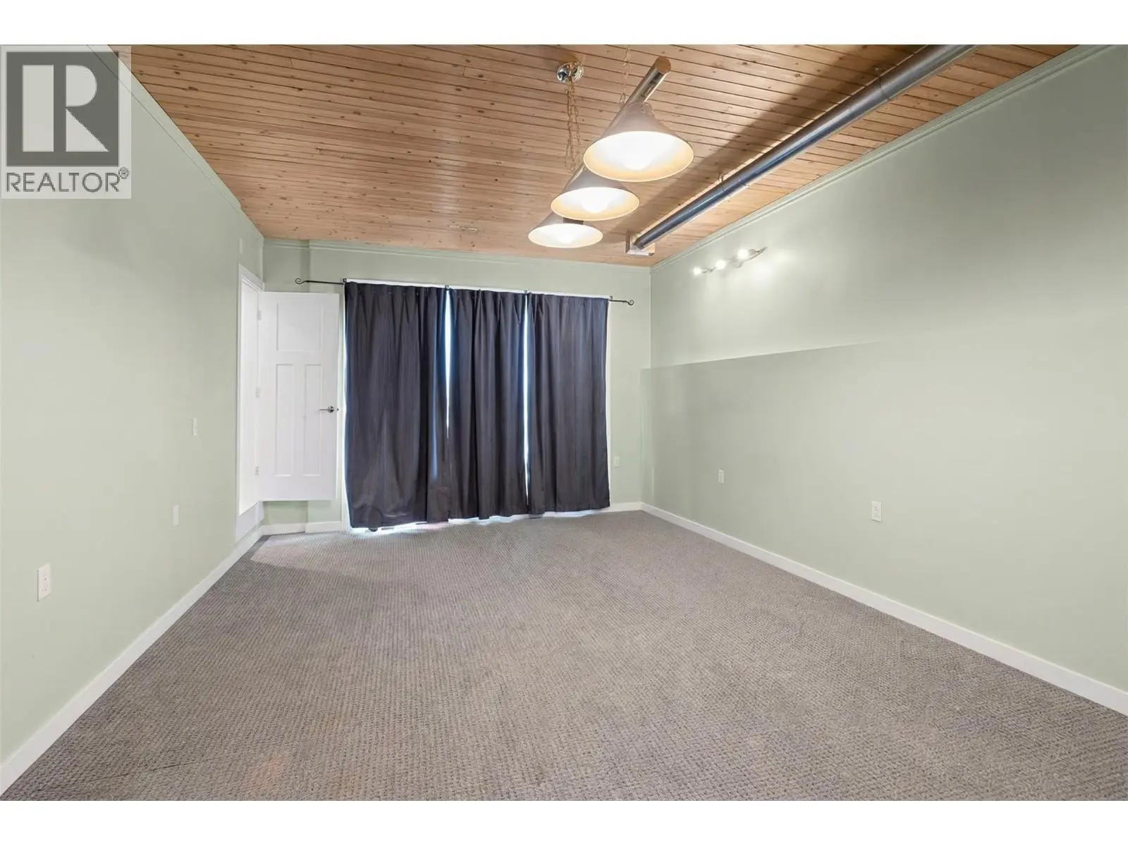 11210 Bond Road. Lake Country, British Columbia