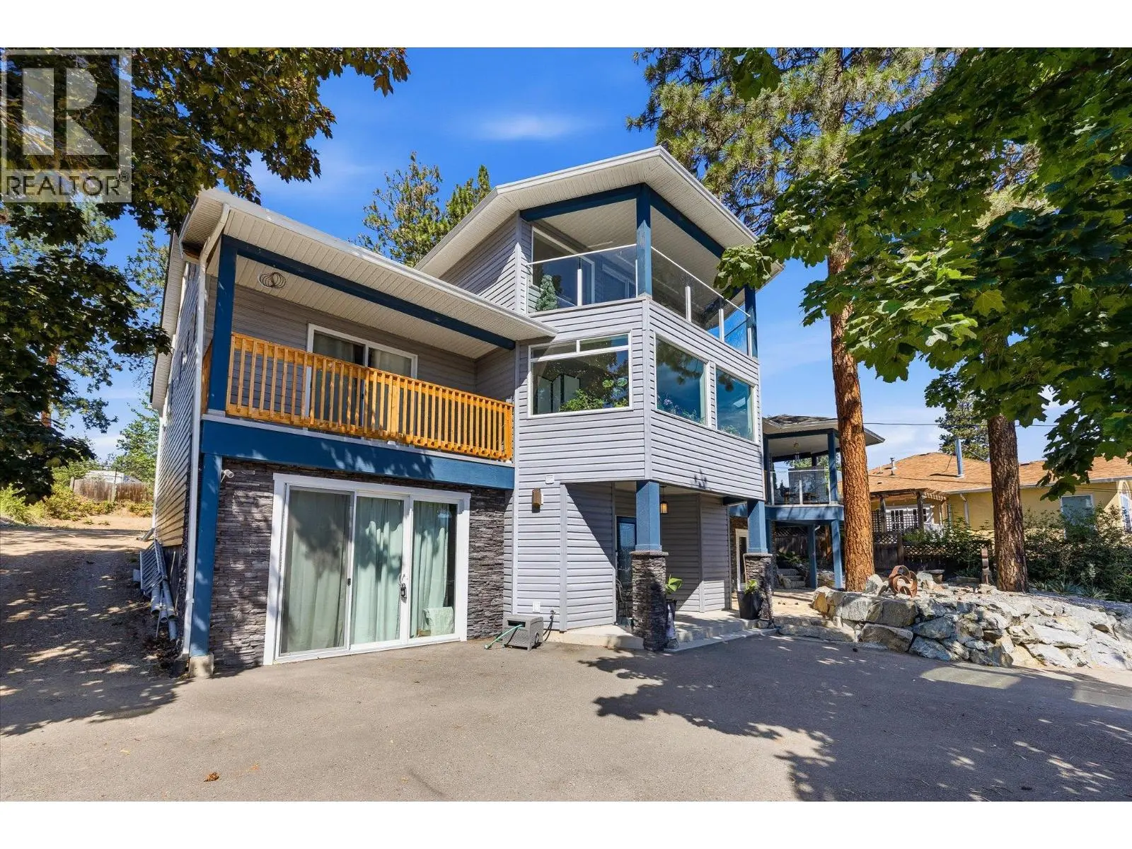 11210 Bond Road. Lake Country, British Columbia