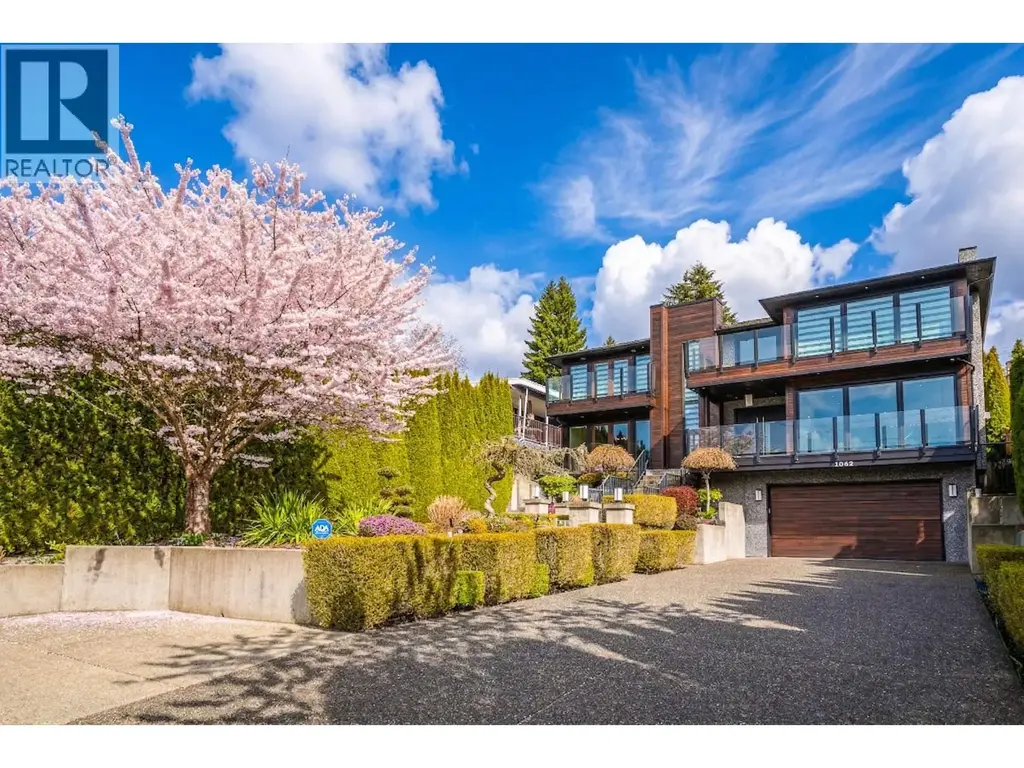 1068 Holdom Avenue, Burnaby
