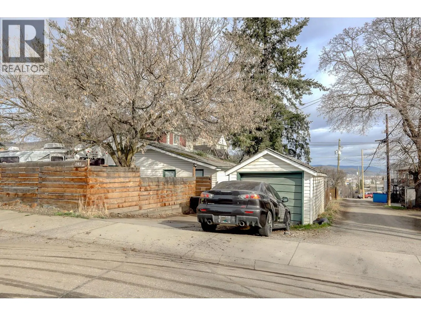 1703 33 Street. Vernon, British Columbia
