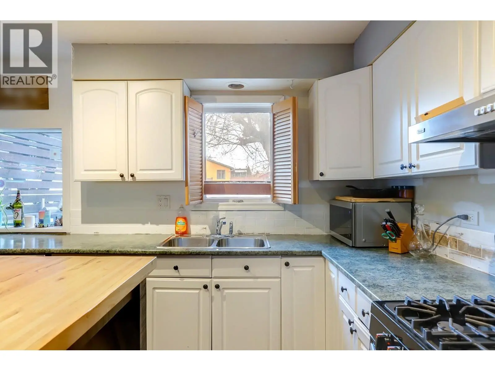 1703 33 Street. Vernon, British Columbia
