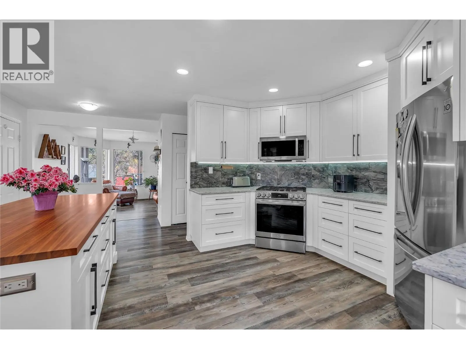 154 Edgewood Drive. Princeton, British Columbia
