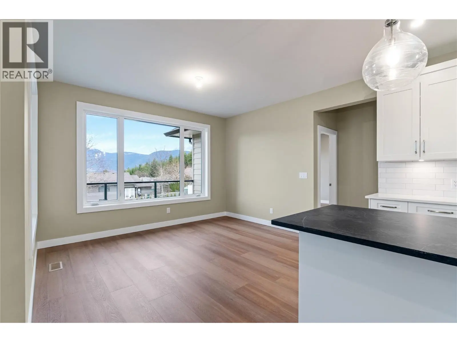 1905 35 Street Ne. Salmon Arm, British Columbia