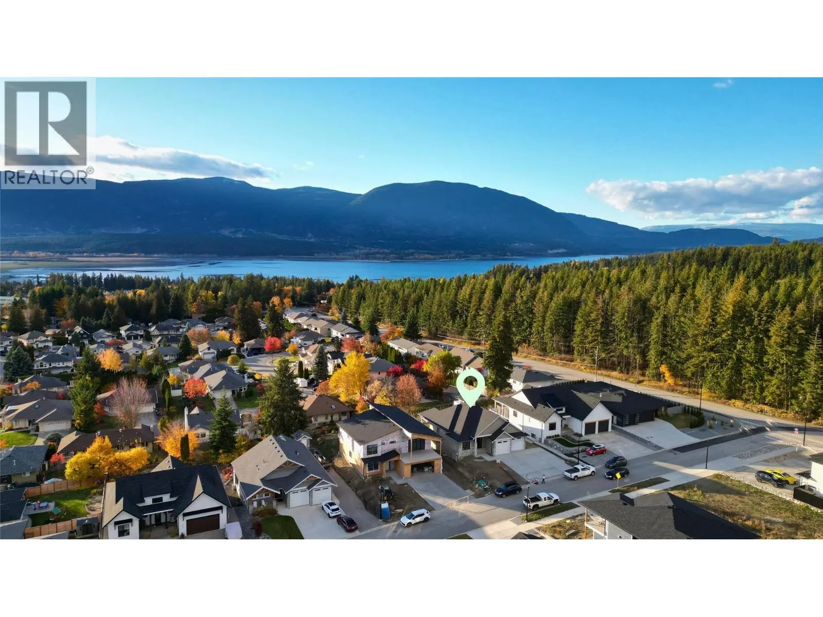 1905 35 Street Ne. Salmon Arm, British Columbia