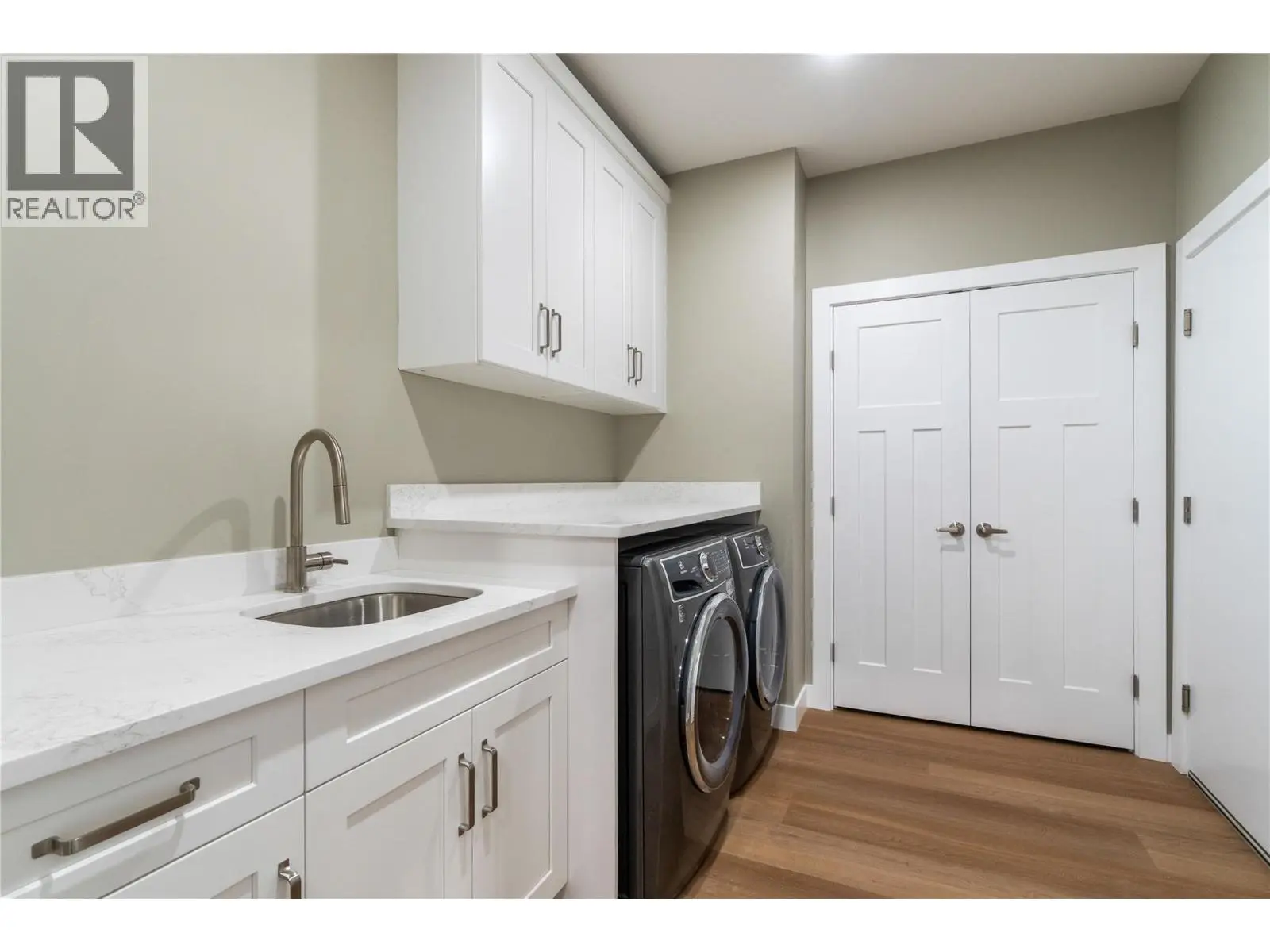 1905 35 Street Ne. Salmon Arm, British Columbia