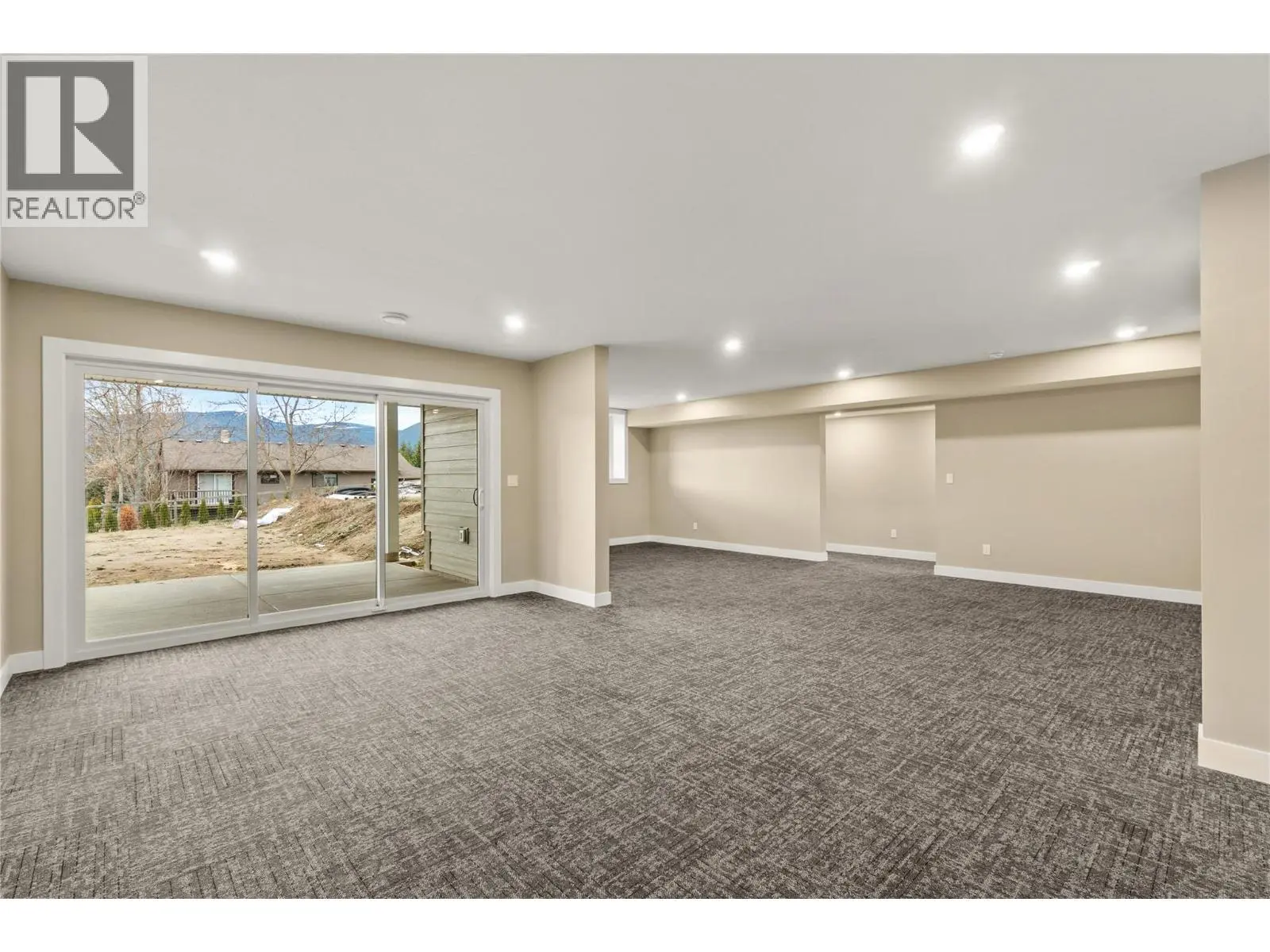 1905 35 Street Ne. Salmon Arm, British Columbia