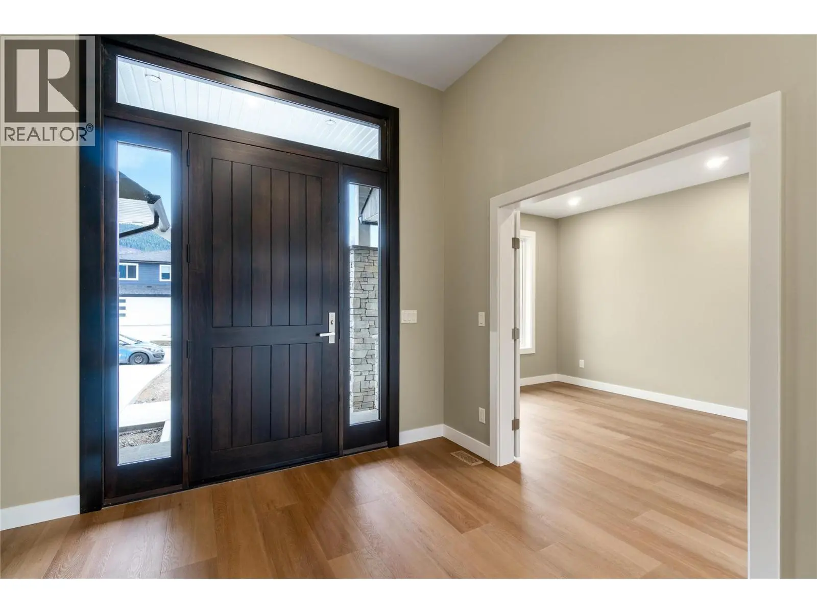 1905 35 Street Ne. Salmon Arm, British Columbia
