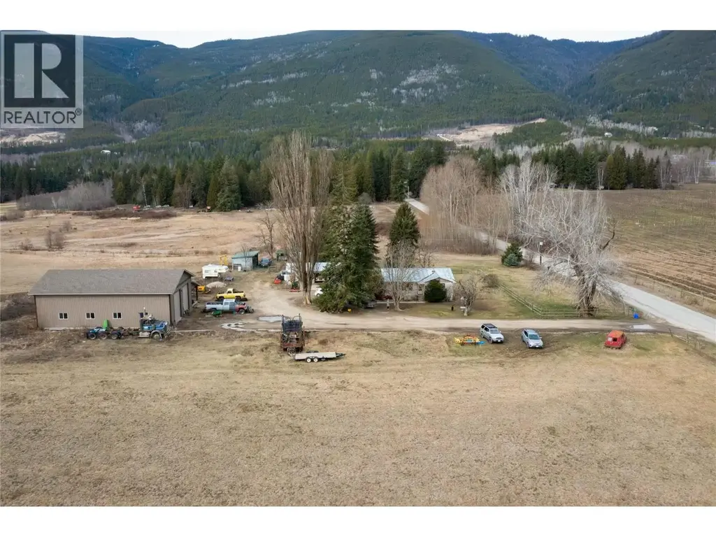 5311 30 Avenue Nw, Salmon Arm