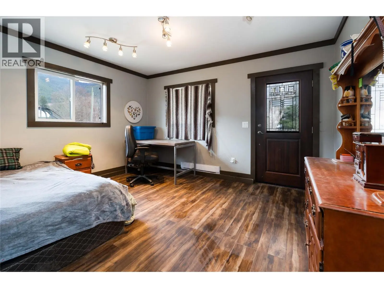 5311 30 Avenue Nw. Salmon Arm, British Columbia