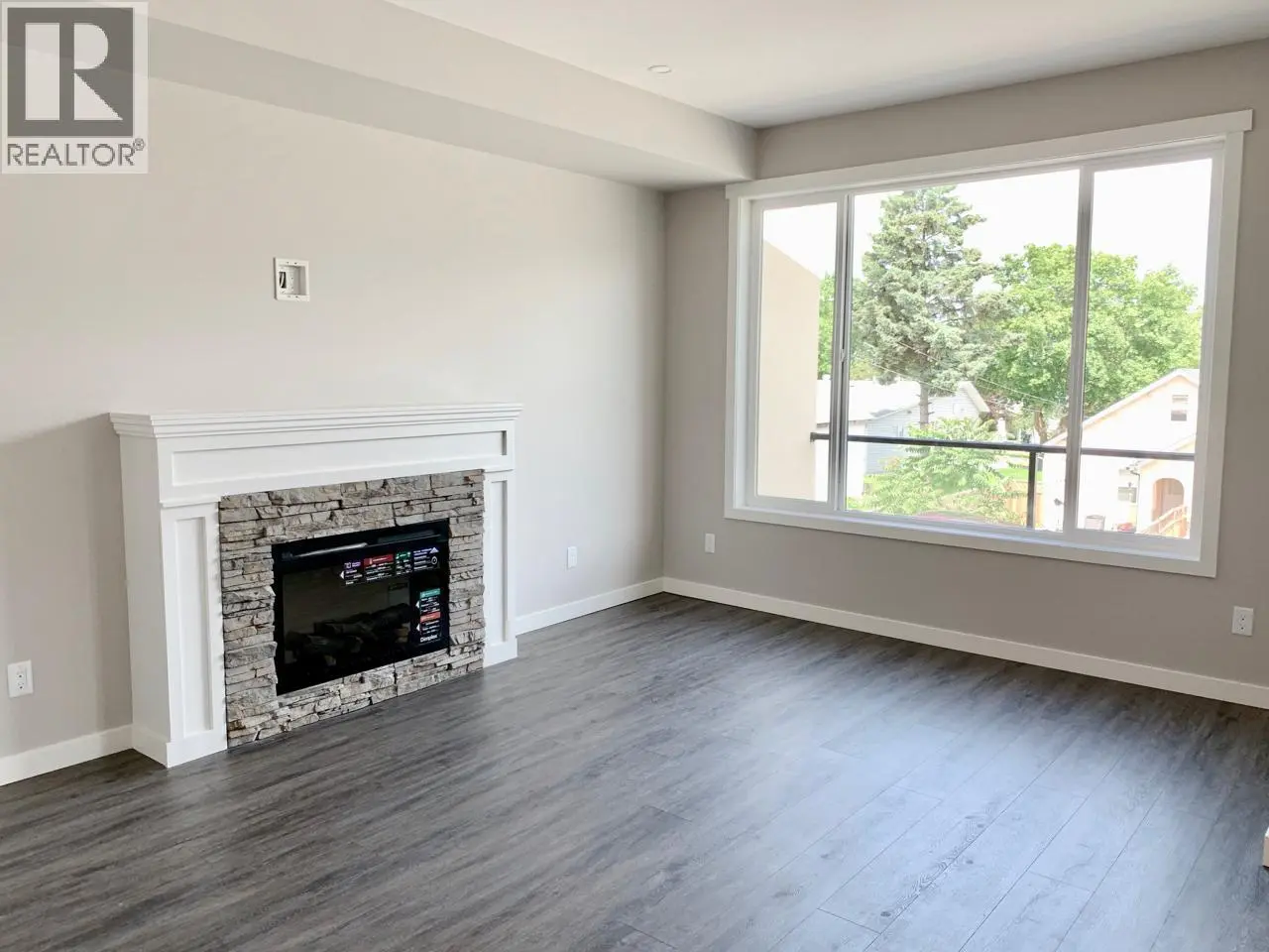 8504 70th Avenue Unit# 101. Osoyoos, British Columbia