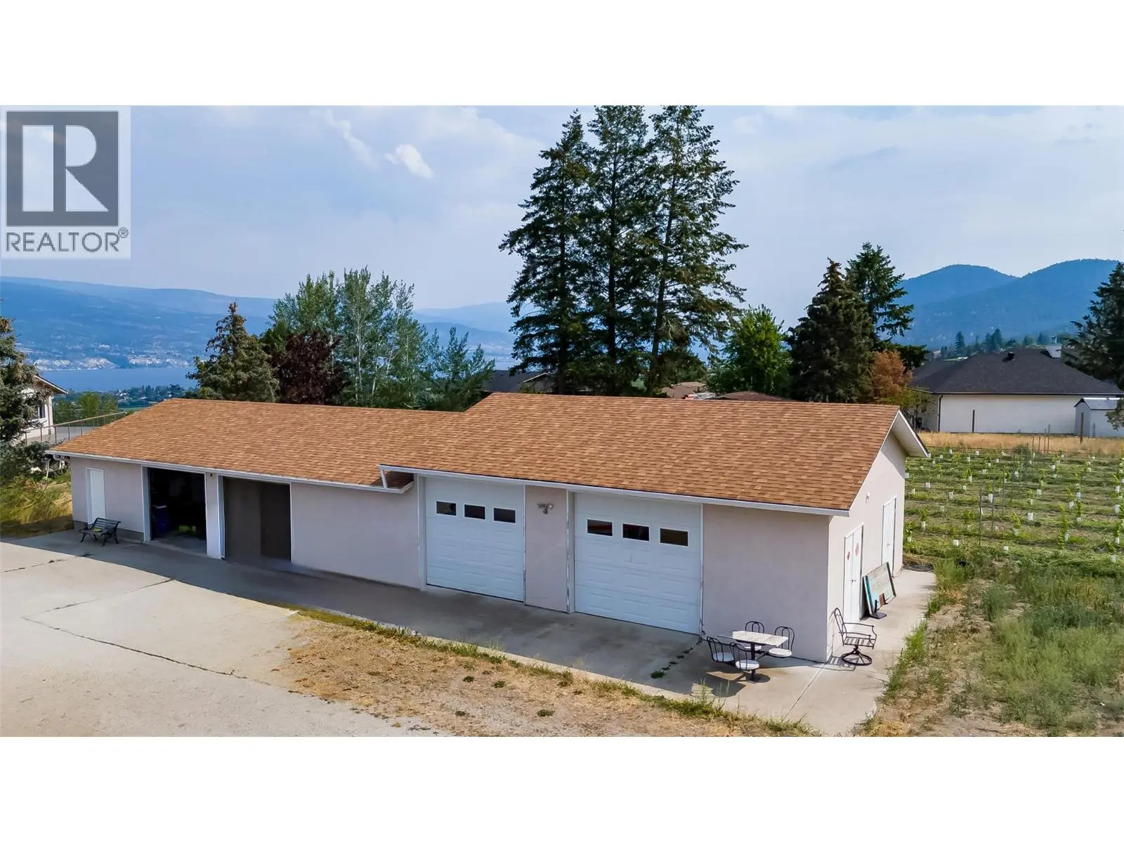 5711 White Street. Summerland, British Columbia