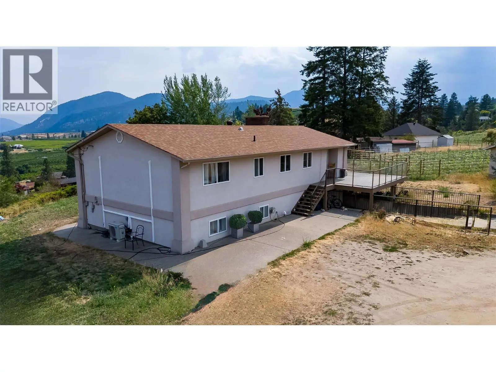 5711 White Street. Summerland, British Columbia