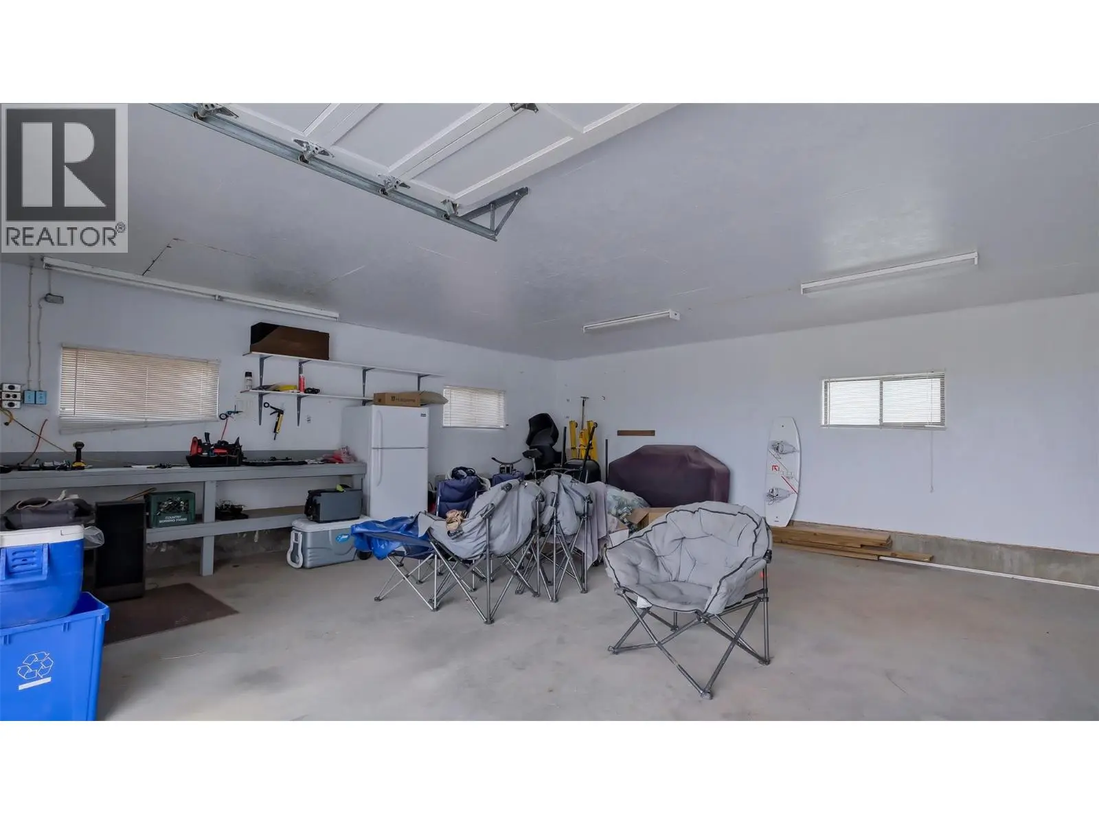 5711 White Street. Summerland, British Columbia