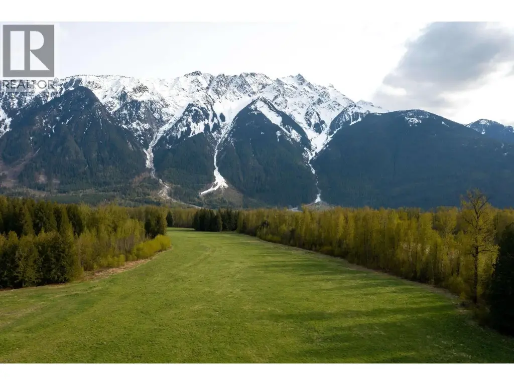 1692 Highway 99, Pemberton