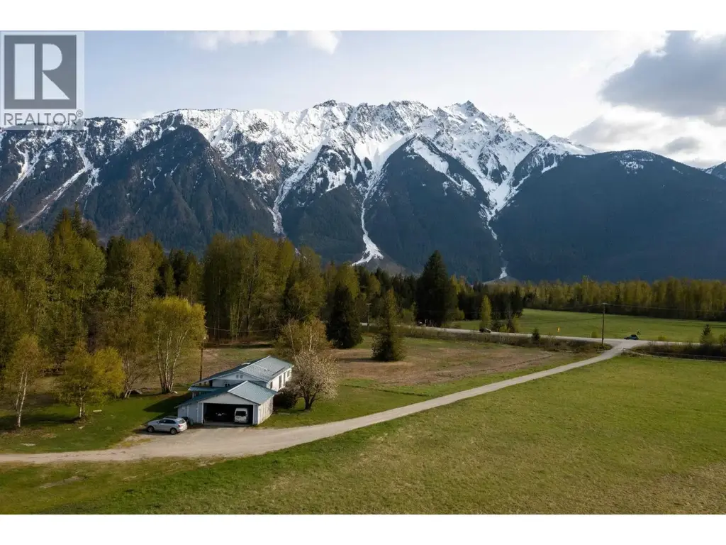 1691 Highway 99, Pemberton