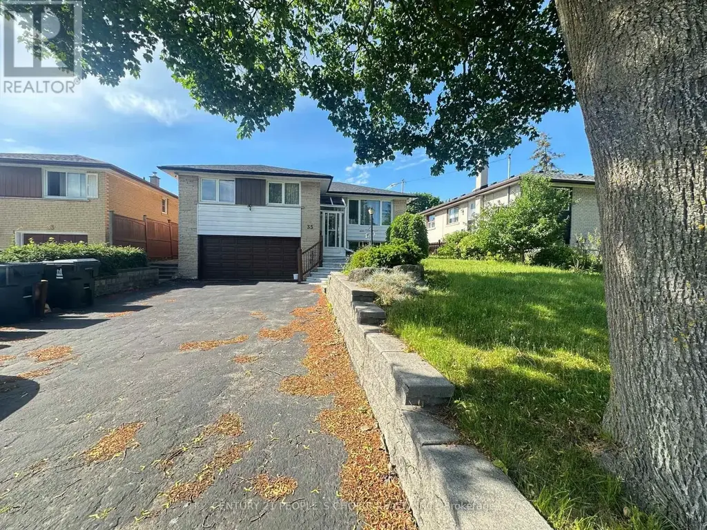 35 Westhumber Boulevard, Toronto (West Humber-Clairville)
