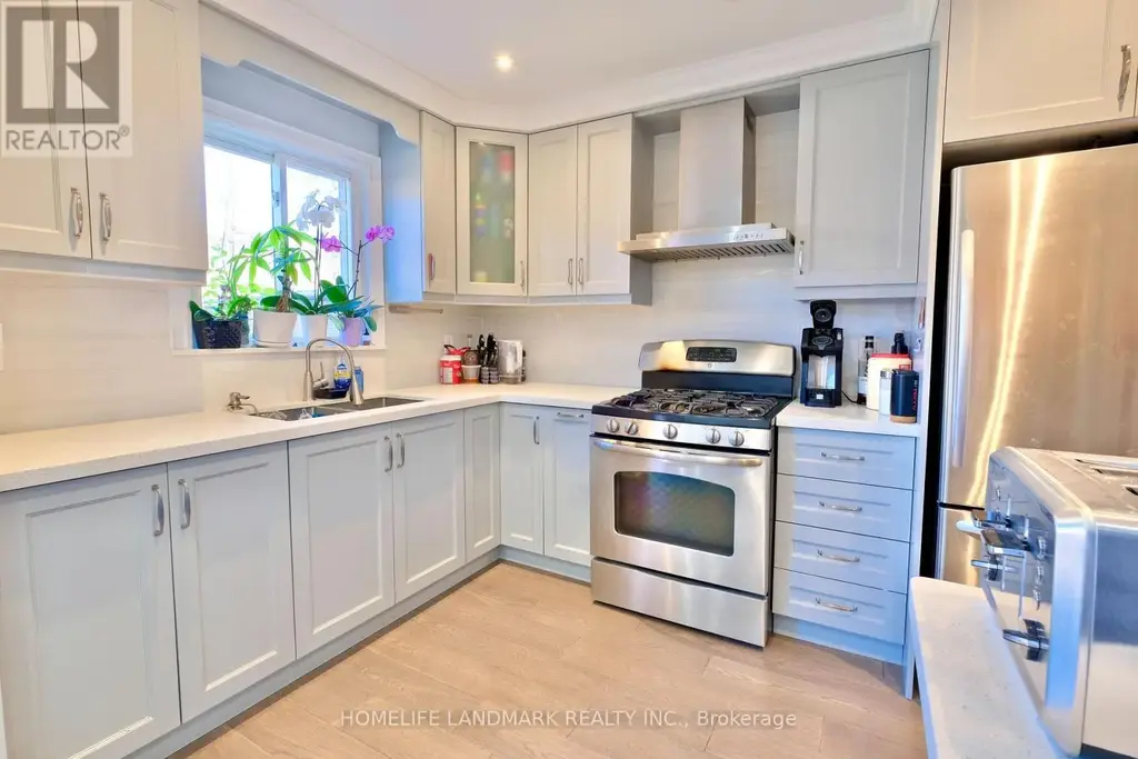 109 Tangmere Crescent, Markham (Milliken Mills East)