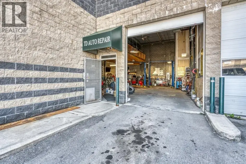 215, 32 Westwinds Crescent Ne, Calgary
