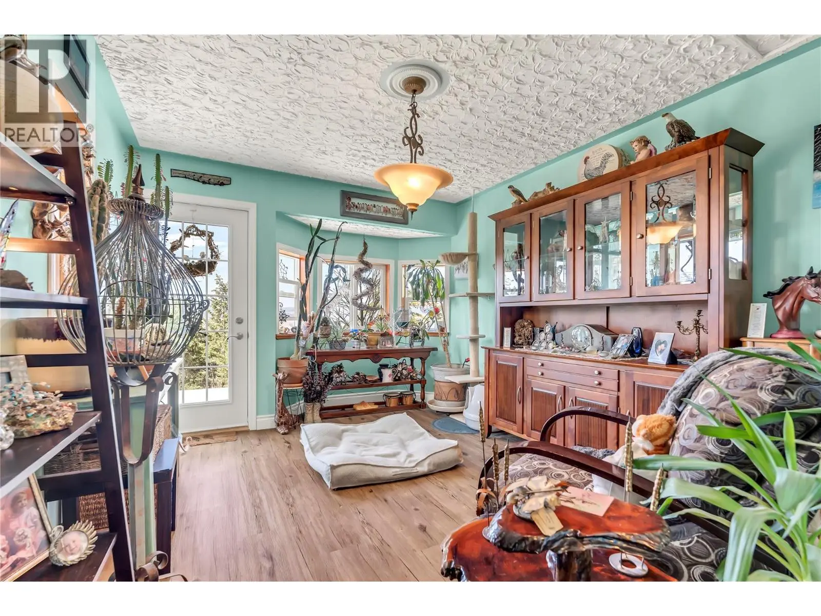 800 Copper Mountain Road. Princeton, British Columbia