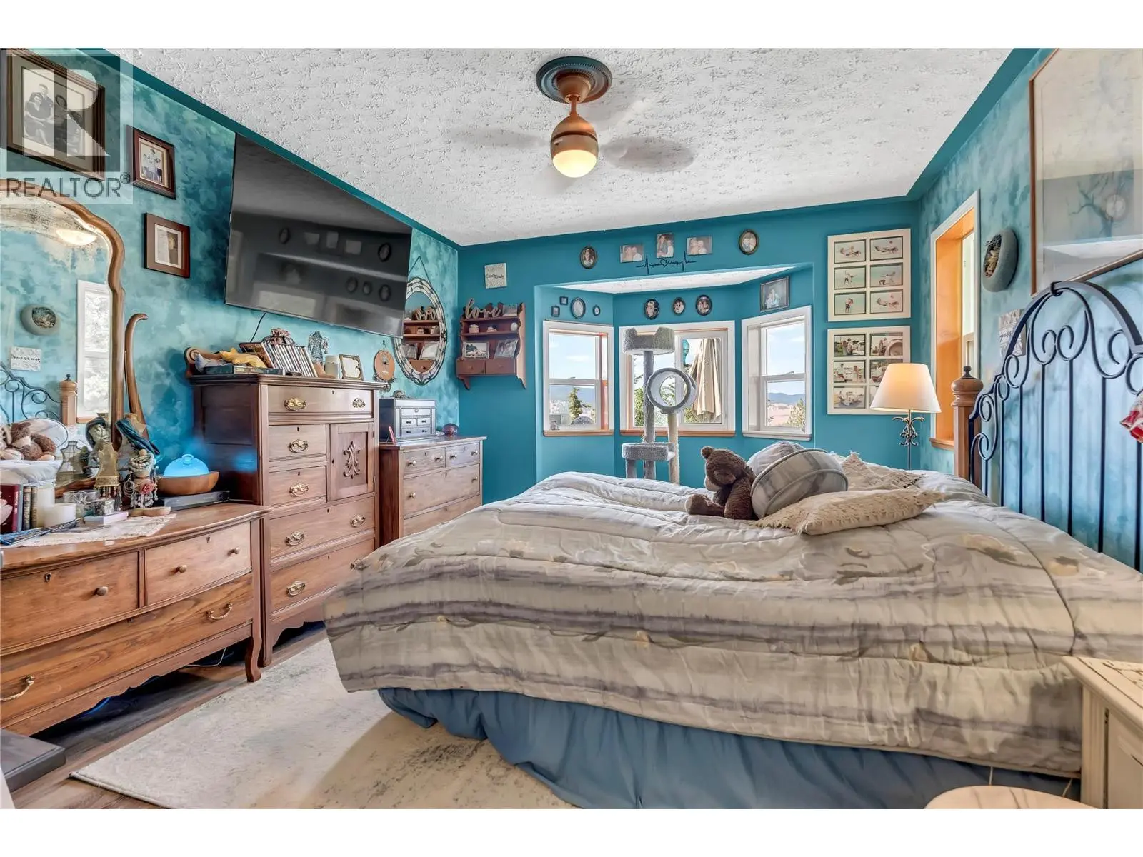800 Copper Mountain Road. Princeton, British Columbia