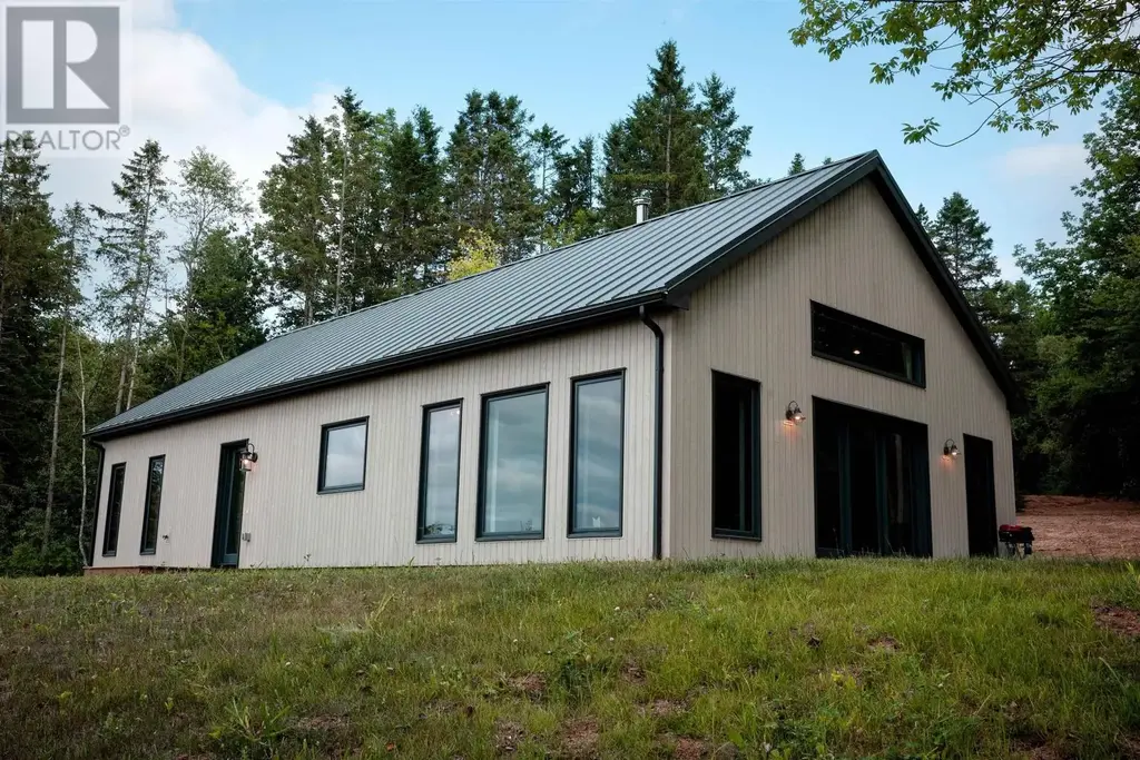 800 Bluff Road, Lockhartville