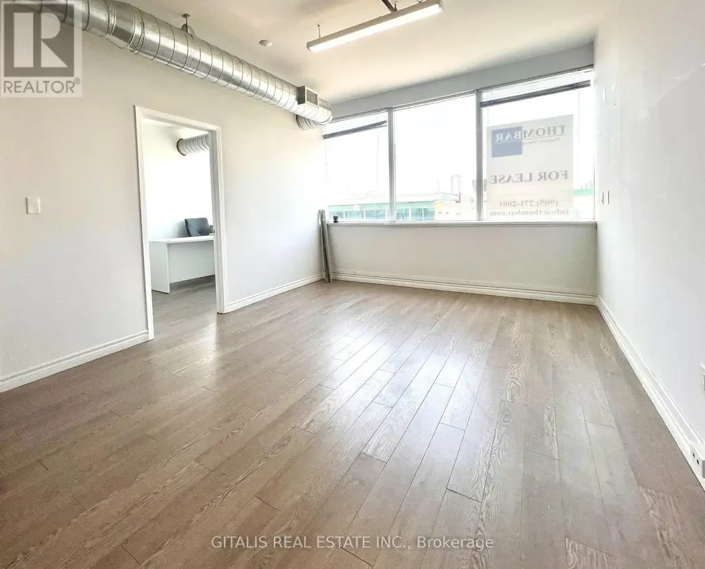 200 - 105 Brockhouse Road, Toronto (Alderwood)