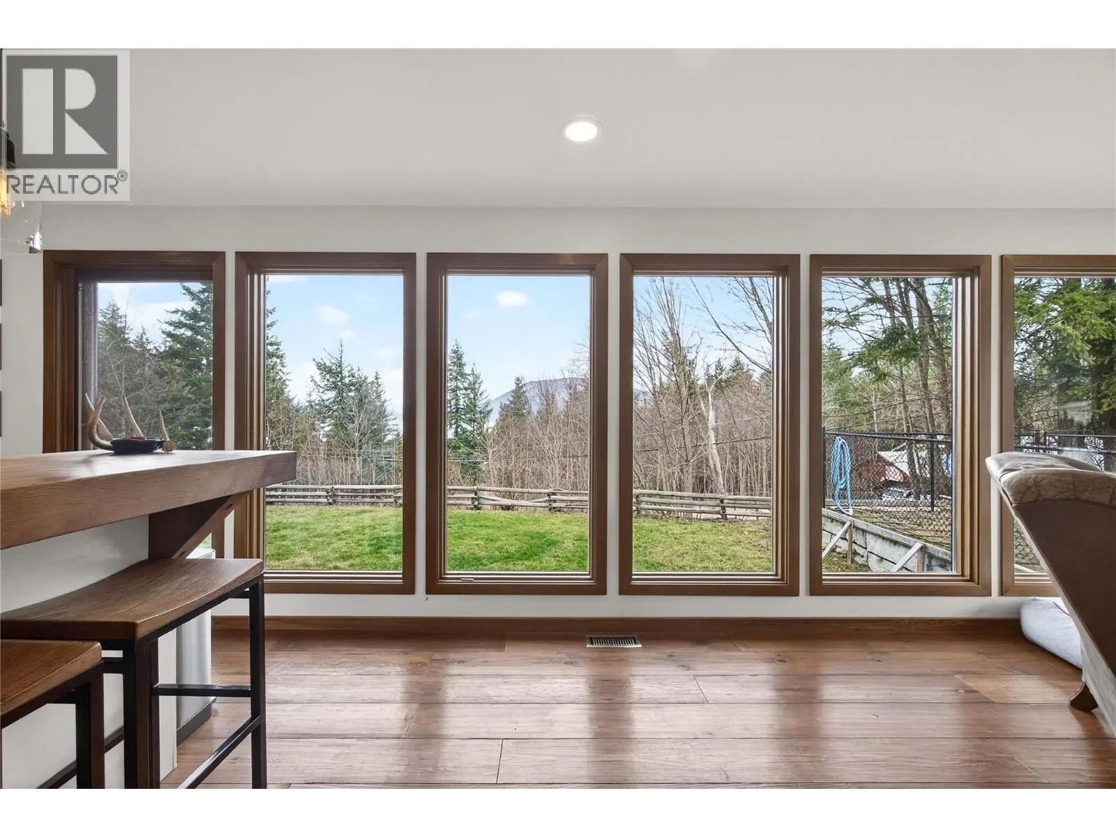 1040 Old Auto Road Se. Salmon Arm, British Columbia