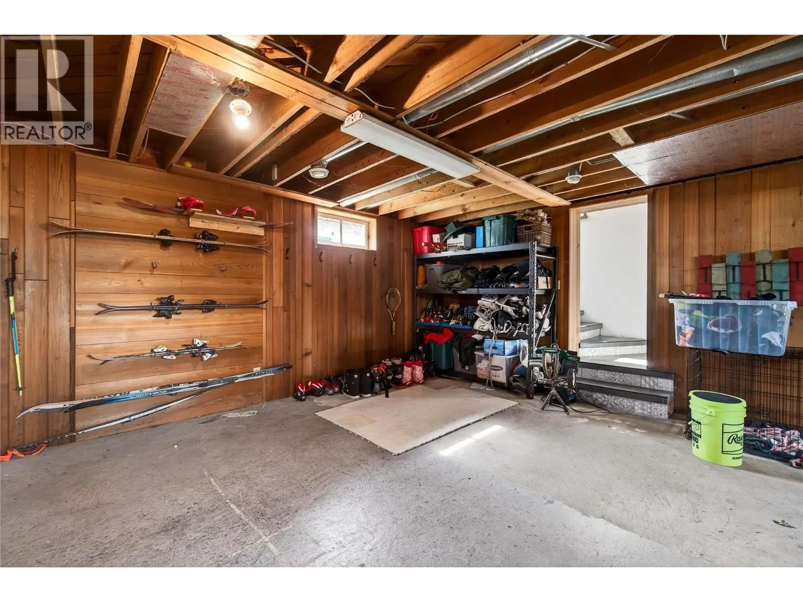 1040 Old Auto Road Se. Salmon Arm, British Columbia