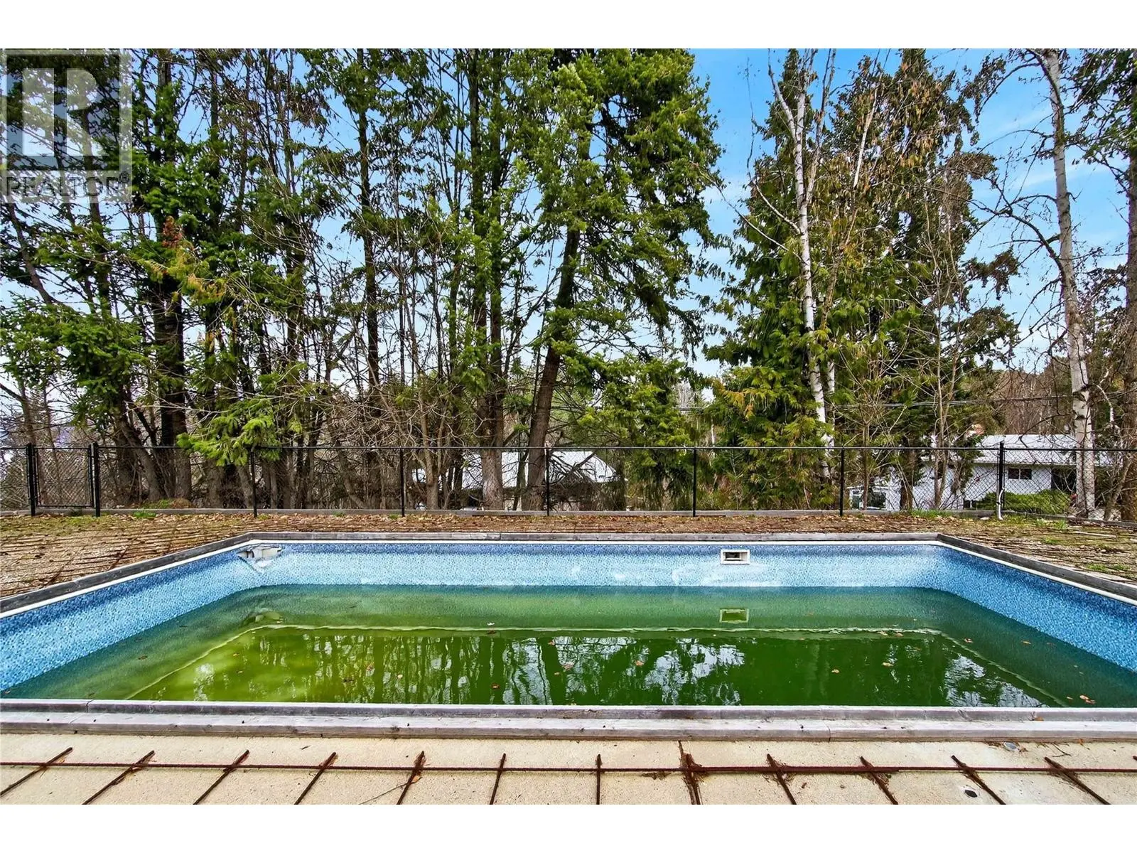 1040 Old Auto Road Se. Salmon Arm, British Columbia