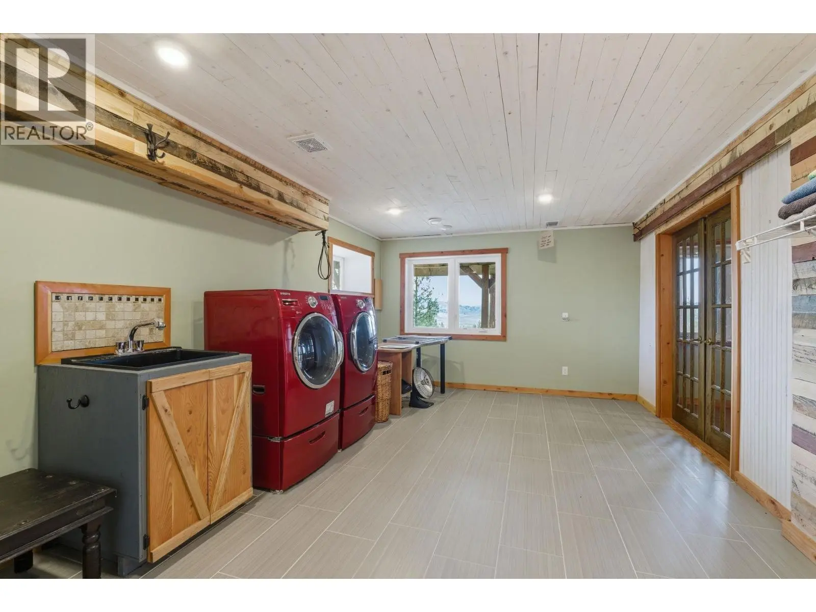 601 Raven Hill Road. Osoyoos, British Columbia
