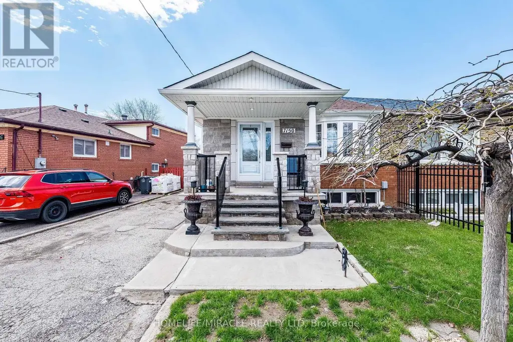 7150 Harwick Drive, Mississauga (Malton)
