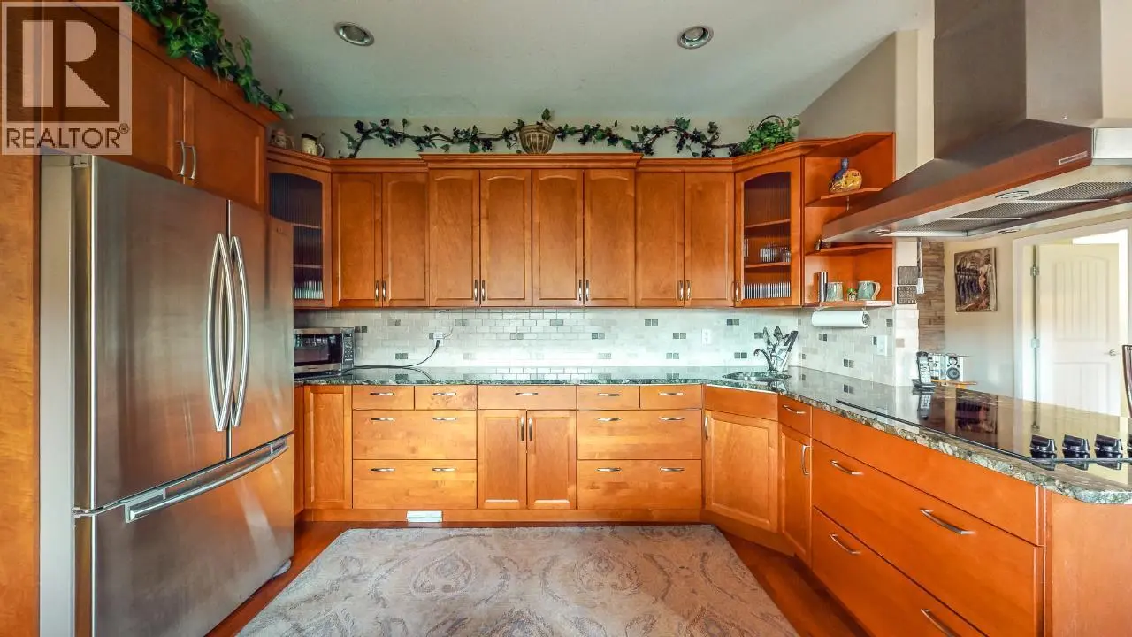 7231 Island Road. Oliver, British Columbia