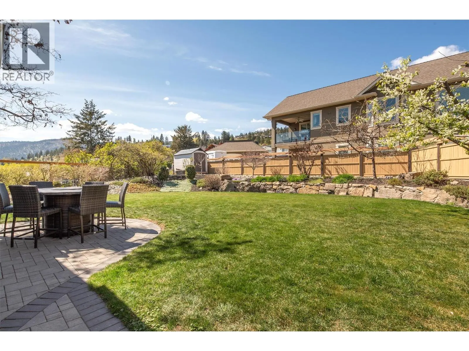 6148 Lipsett Avenue. Peachland, British Columbia