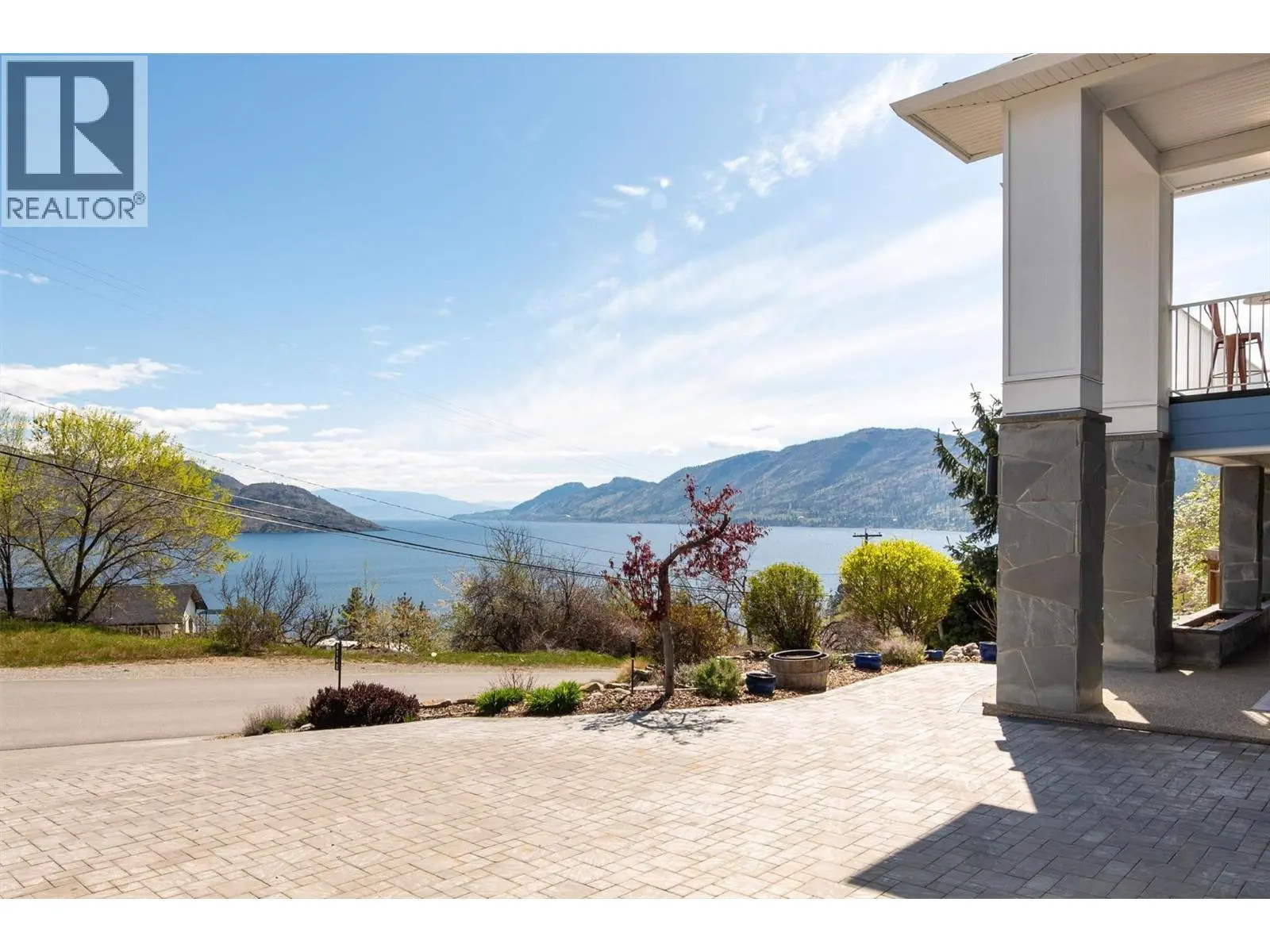 6148 Lipsett Avenue. Peachland, British Columbia