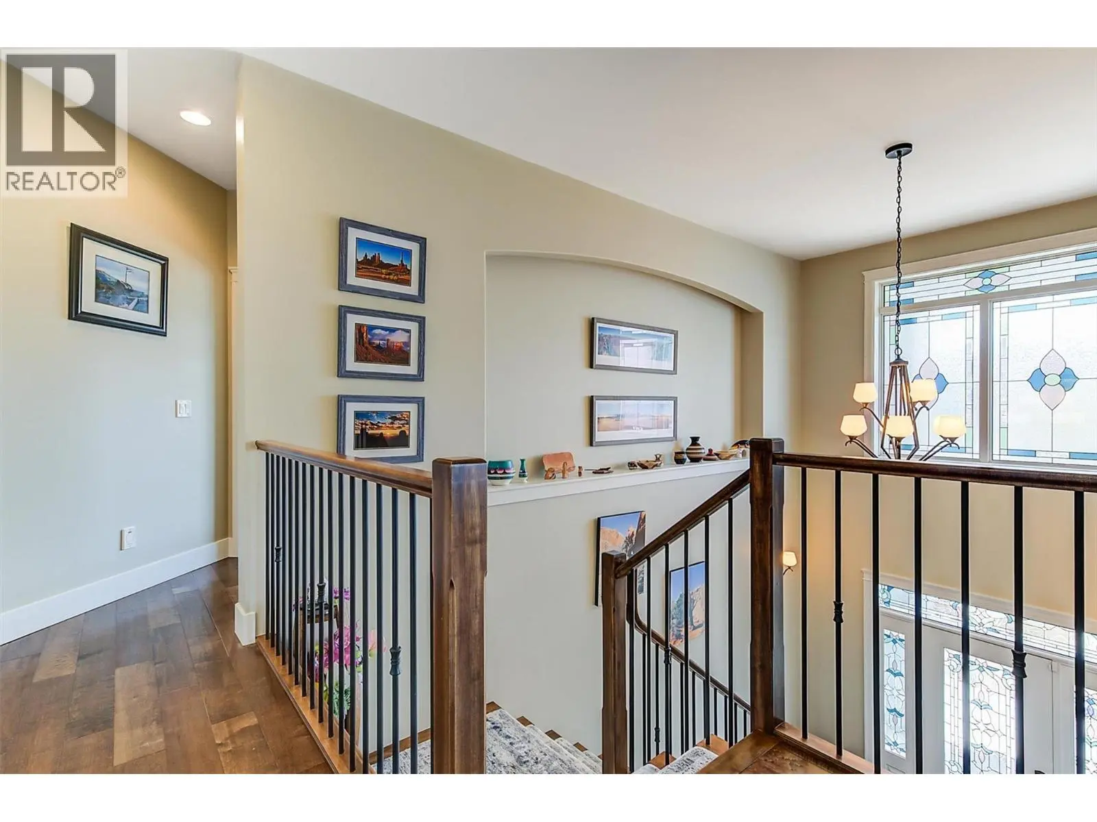 6148 Lipsett Avenue. Peachland, British Columbia