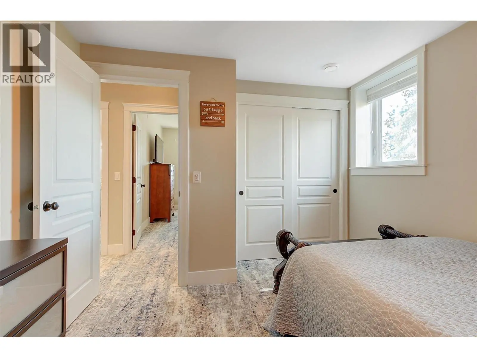 6148 Lipsett Avenue. Peachland, British Columbia