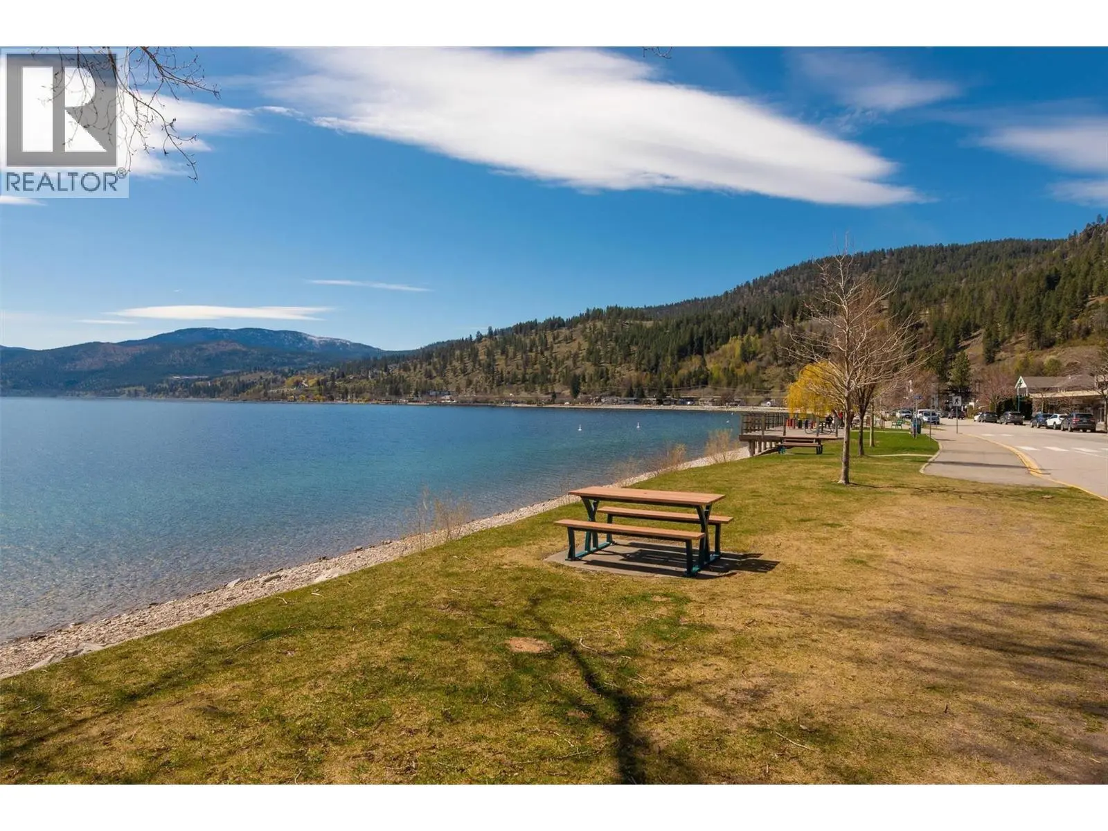 6148 Lipsett Avenue. Peachland, British Columbia