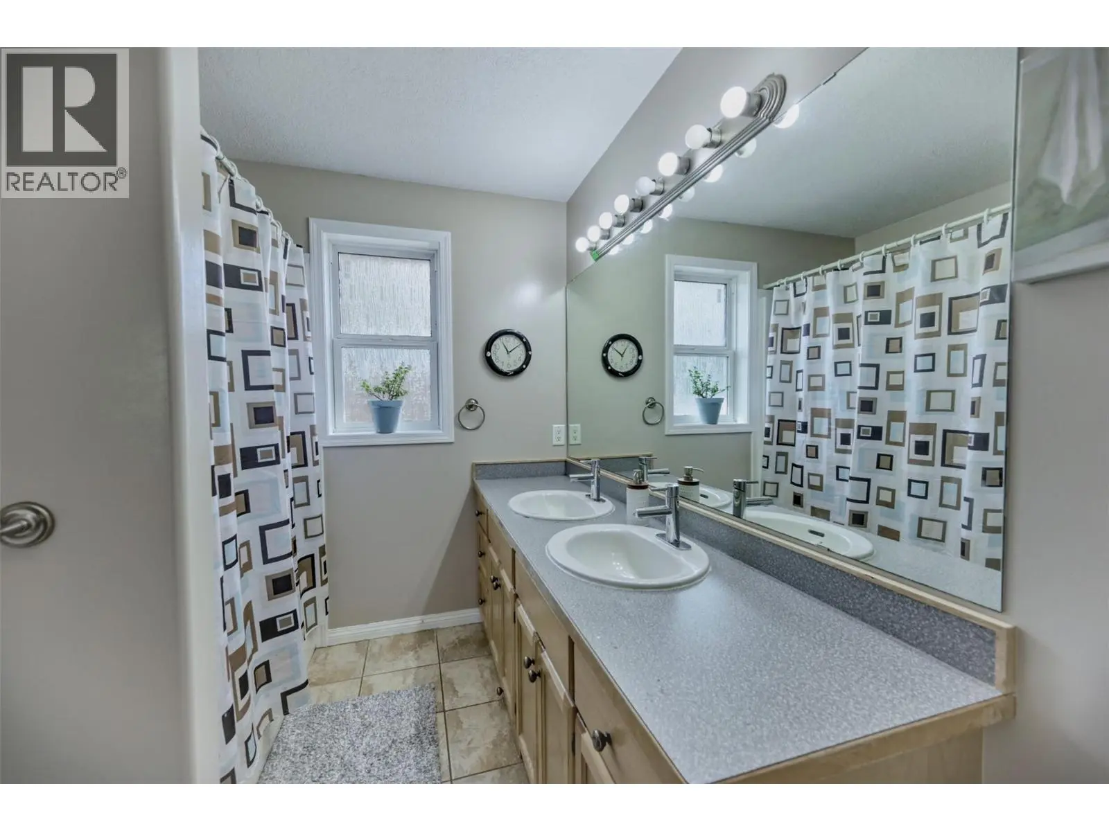 270 Willows Place. Oliver, British Columbia