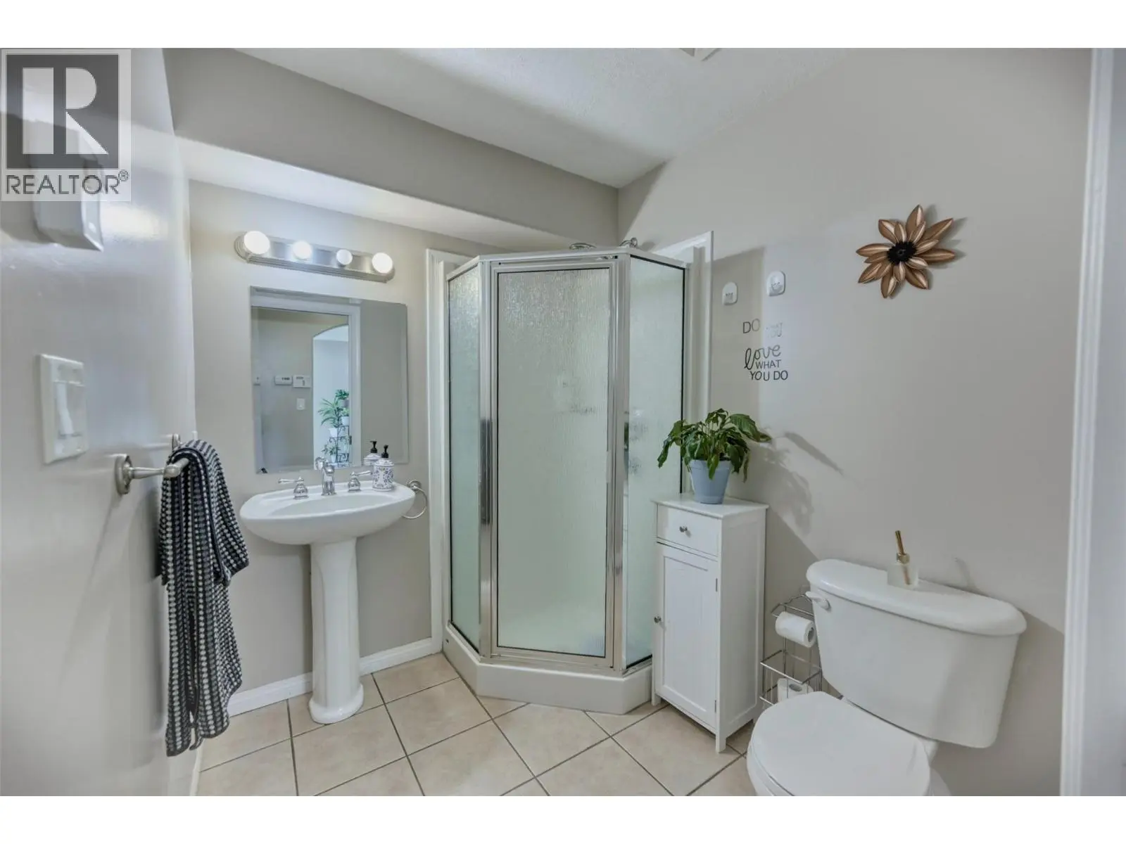 270 Willows Place. Oliver, British Columbia