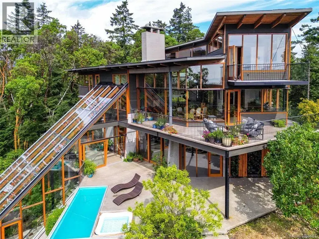122 Jasper Rd, Salt Spring