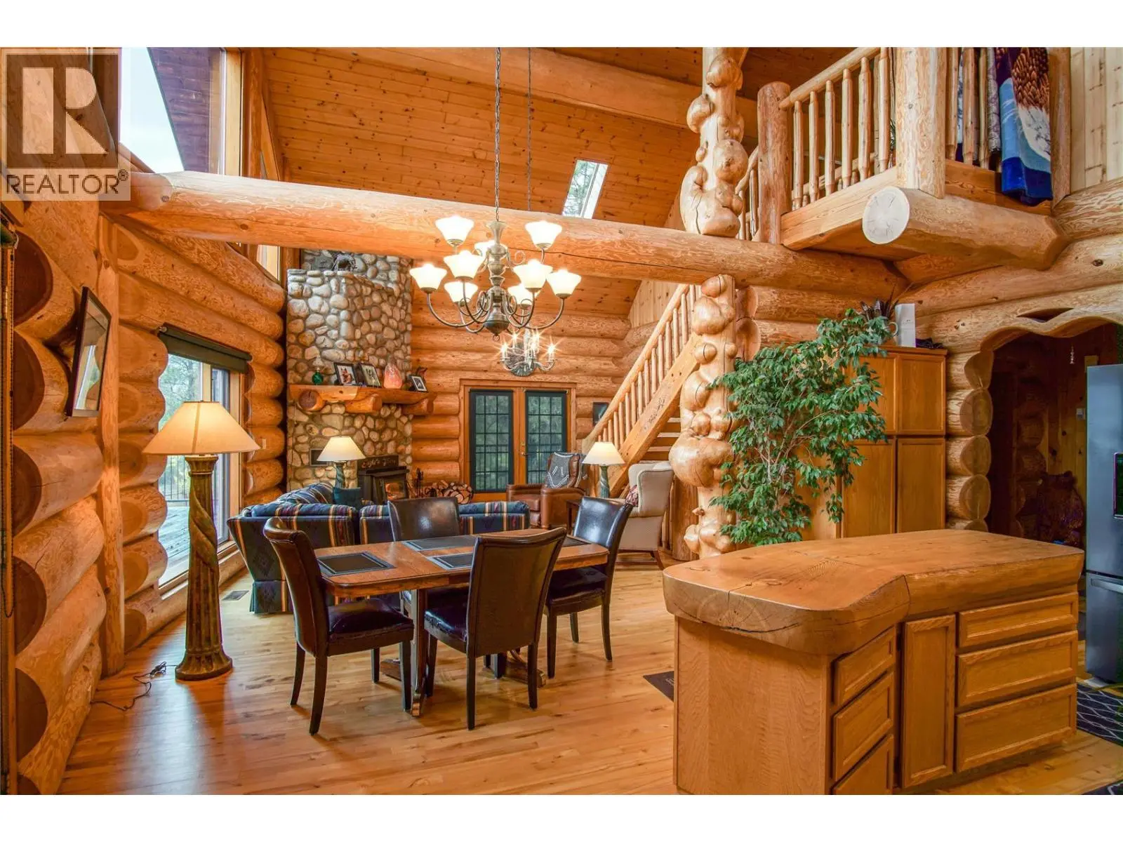 20 Valeview Road. Lumby, British Columbia