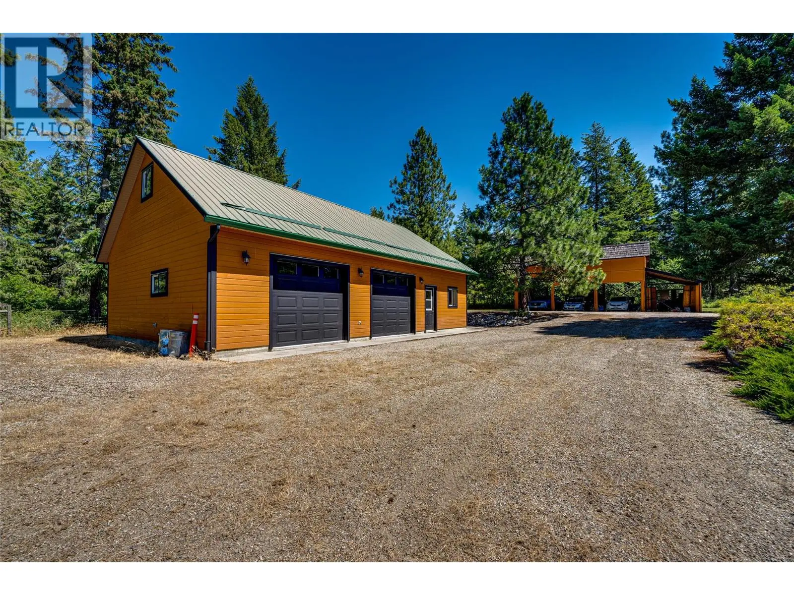 20 Valeview Road. Lumby, British Columbia