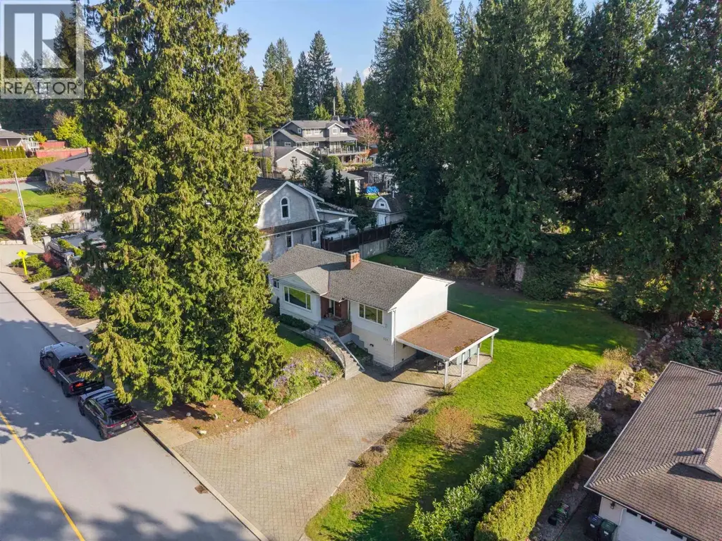 551 E Osborne Road, North Vancouver