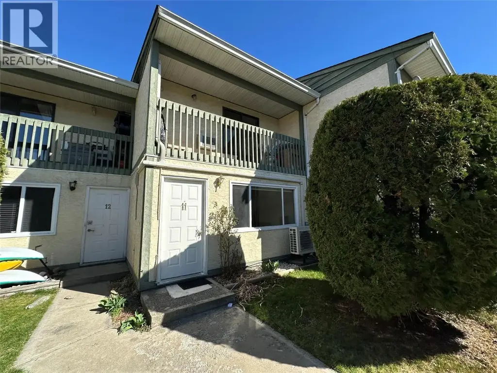 6370 Park Drive Unit# 11, Oliver