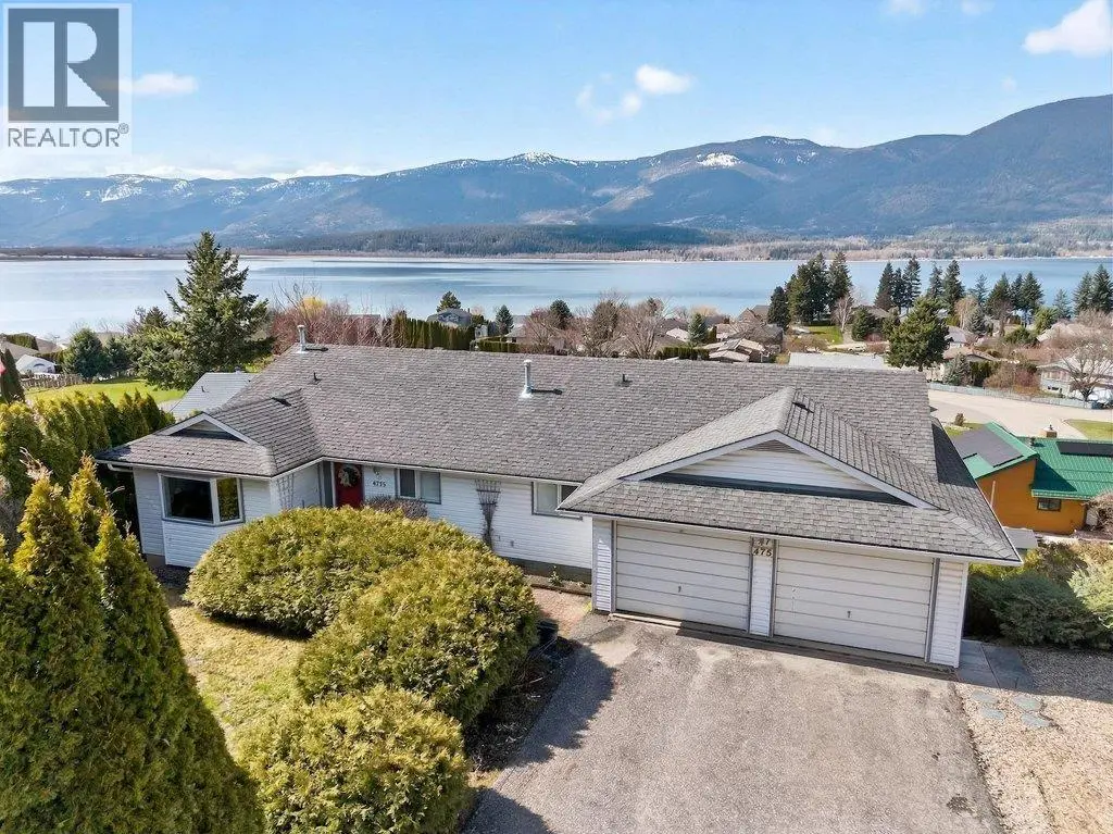 4751 Lakeshore Road Ne. Salmon Arm, British Columbia