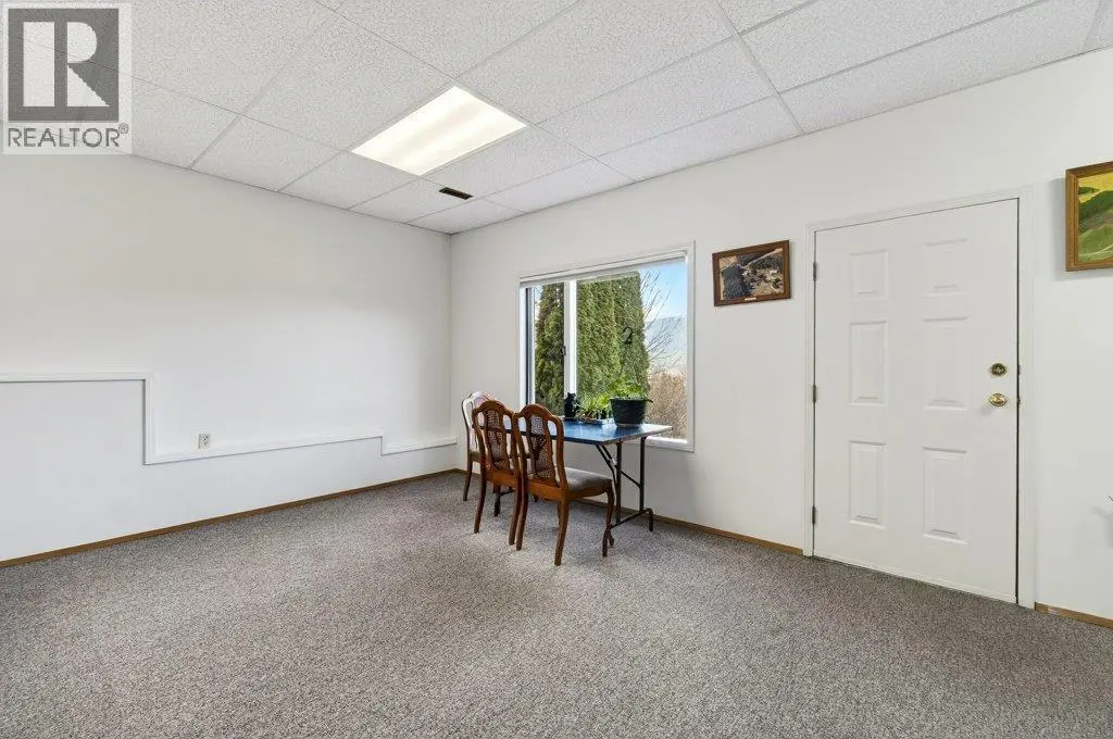 4751 Lakeshore Road Ne. Salmon Arm, British Columbia