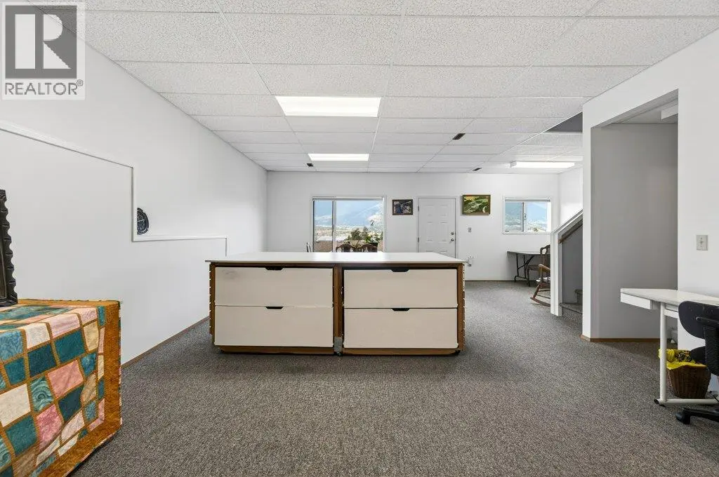 4751 Lakeshore Road Ne. Salmon Arm, British Columbia